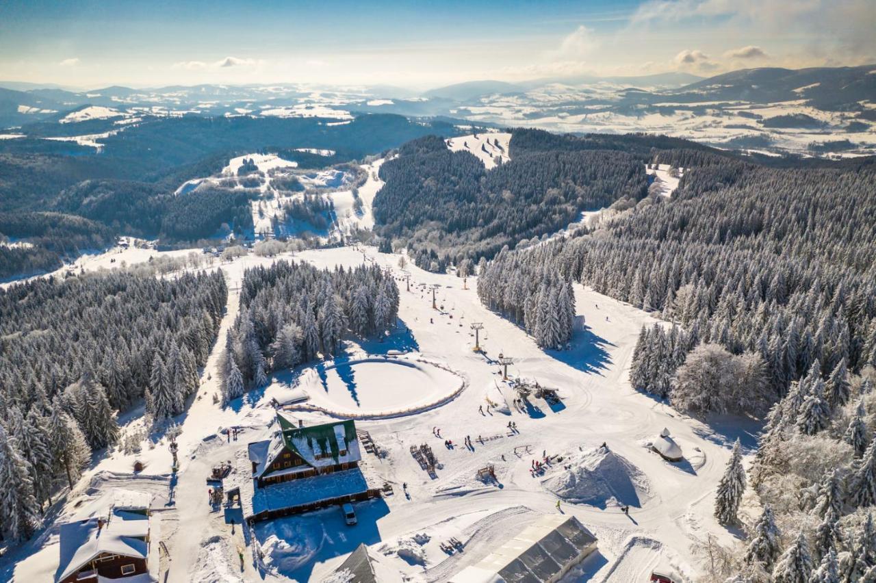 Horsky Hotel Paprsek Staré Město Exteriör bild