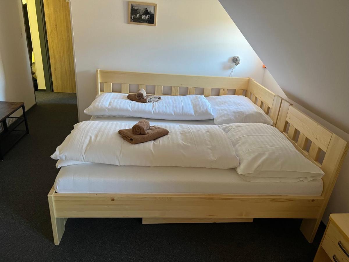 Horsky Hotel Paprsek Staré Město Exteriör bild
