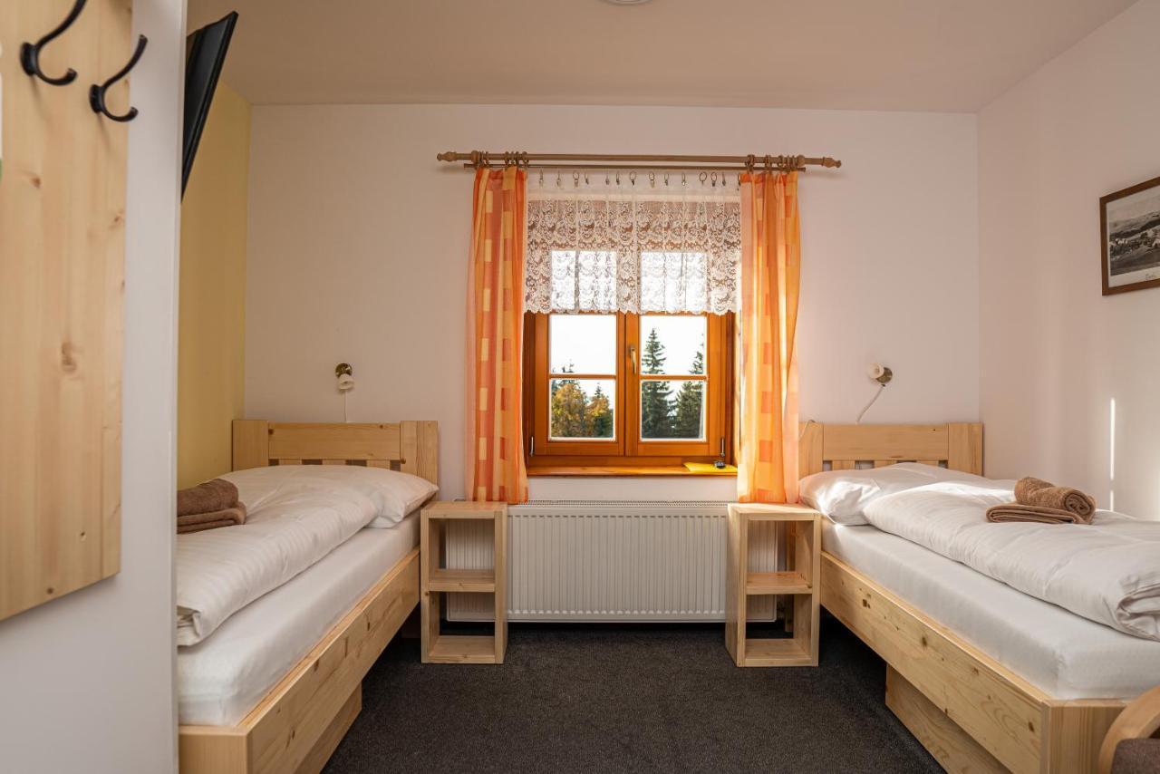 Horsky Hotel Paprsek Staré Město Exteriör bild