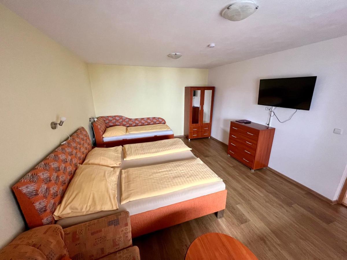 Horsky Hotel Paprsek Staré Město Exteriör bild