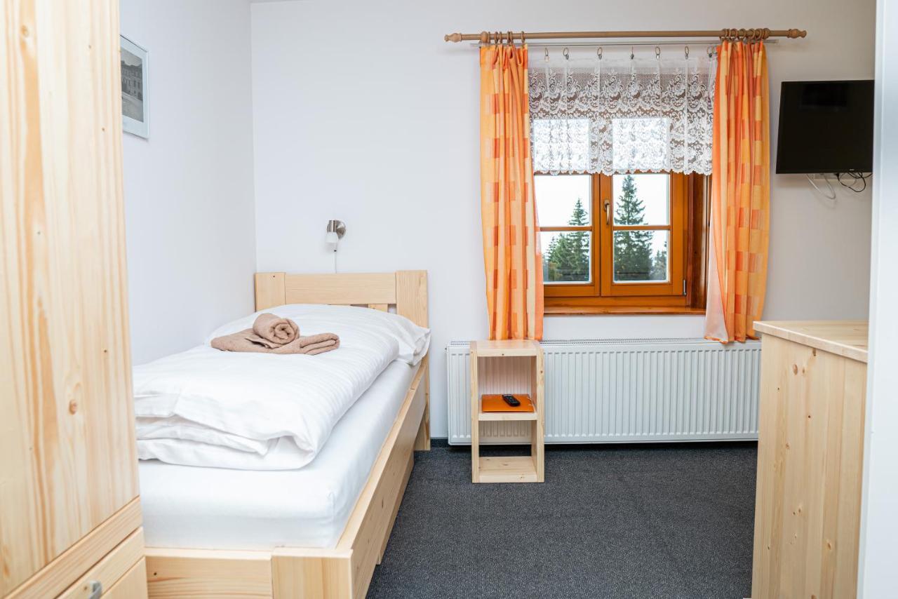 Horsky Hotel Paprsek Staré Město Exteriör bild