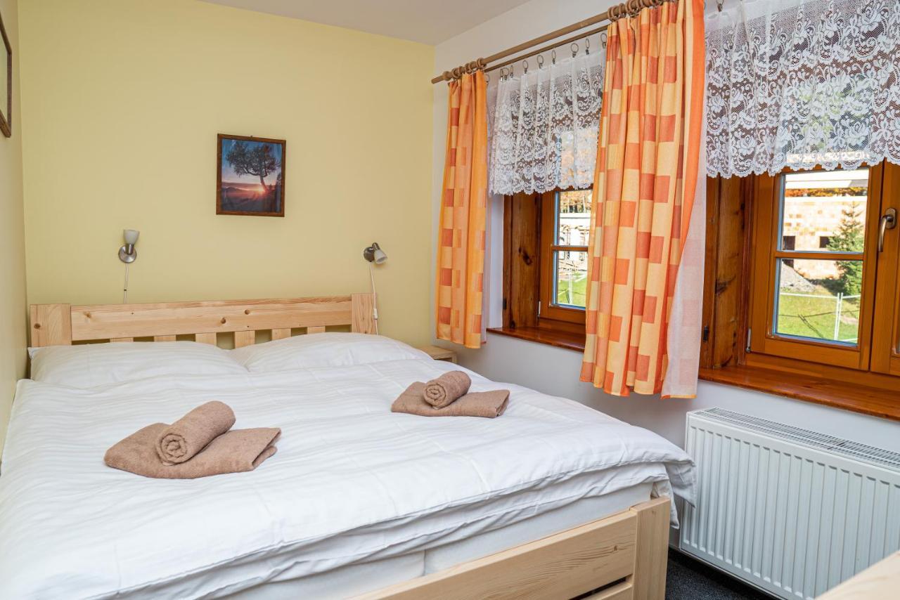 Horsky Hotel Paprsek Staré Město Exteriör bild