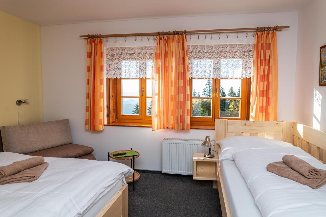 Horsky Hotel Paprsek Staré Město Exteriör bild