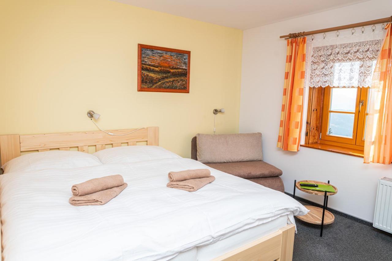 Horsky Hotel Paprsek Staré Město Exteriör bild