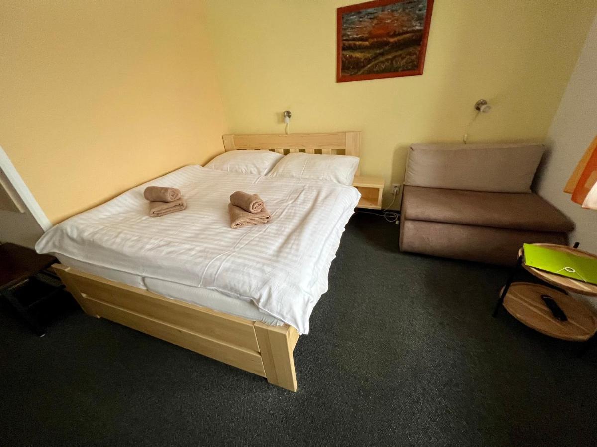 Horsky Hotel Paprsek Staré Město Exteriör bild